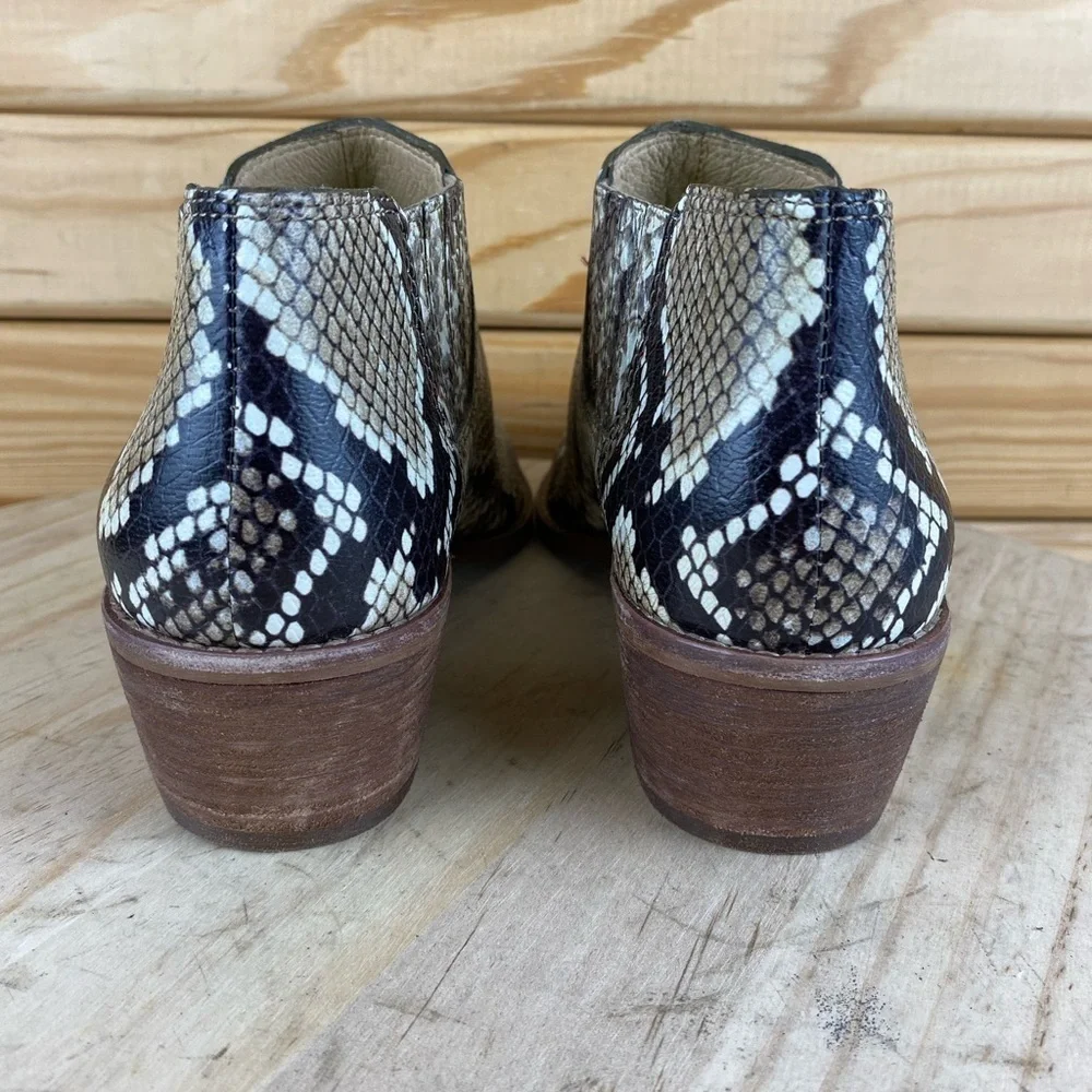 Madewell 6 US Sonia M3463 Snake Embossed Leather Ankle Boots Chelsea Booties NEW